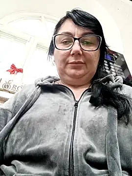 Snapshot of MariSwan222 chatting on May 2026 03:42:02 PM MariSwan222 online show from May 2026 03:42:02 PM