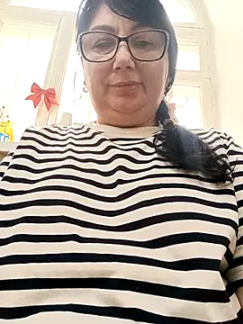Snapshot of MariSwan222 chatting on May 2026 10:22:02 AM MariSwan222 online show from May 2026 10:22:02 AM