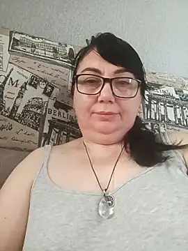 Snapshot of MariSwan222 chatting on May 2026 08:08:02 AM MariSwan222 online show from May 2026 08:08:02 AM