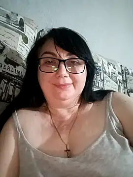 Snapshot of MariSwan222 chatting on May 2026 08:32:01 PM MariSwan222 online show from May 2026 08:32:01 PM