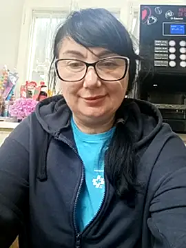 Snapshot of MariSwan222 chatting on June 2026 04:09:01 PM MariSwan222 online show from June 2026 04:09:01 PM