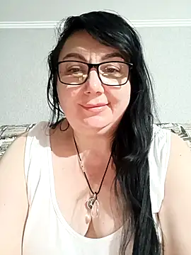 Snapshot of MariSwan222 chatting on June 2026 08:34:01 PM MariSwan222 online show from June 2026 08:34:01 PM