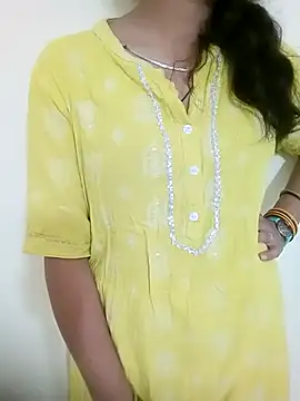 Kavya79 online show from December 2025 09:47:02 AM