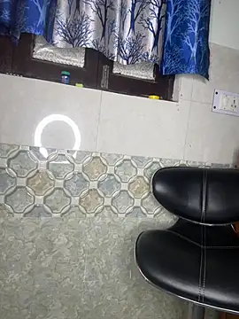 Snapshot of Oh_Priya chatting on February 2026 04:11:02 PM Oh Priya online show from February 2026 04:11:02 PM