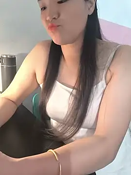 Snapshot of Sisilaydy_01 chatting on June 2026 05:22:01 PM Sisilaydy 01 online show from June 2026 05:22:01 PM