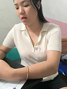 Snapshot of Sisilaydy_01 chatting on July 2026 03:34:02 AM Sisilaydy 01 online show from July 2026 03:34:02 AM
