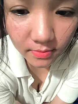 Snapshot of Sisilaydy_01 chatting on July 2026 05:39:02 PM Sisilaydy 01 online show from July 2026 05:39:02 PM