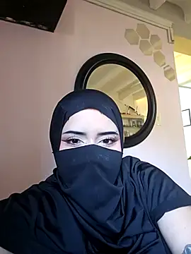 Snapshot of Dalia_Reem chatting on December 2025 02:24:02 PM Dalia Reem online show from December 2025 02:24:02 PM