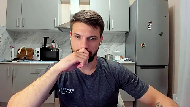 Tony Wolf online show from February 2026 09:09:02 PM