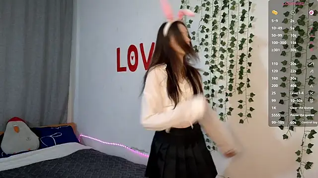 LisaBoddy online show from April 2026 11:59:01 AM