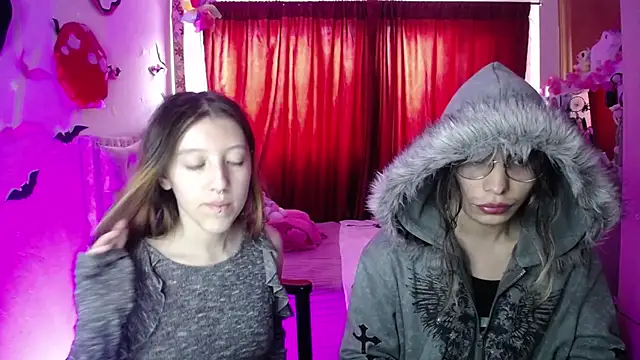 Briar y Blair online show from April 2026 02:01:02 PM