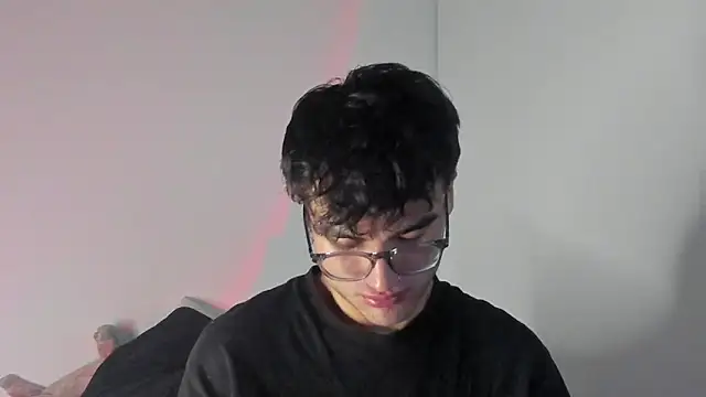 charlie dicker online show from April 2026 01:43:01 AM