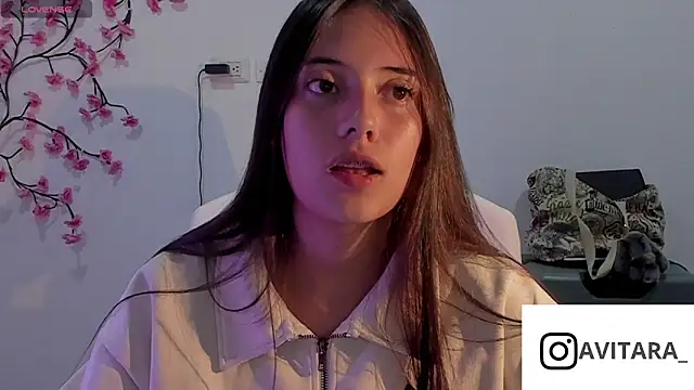 Snapshot of vanesita_ chatting on July 2026 11:44:02 PM vanesita online show from July 2026 11:44:02 PM