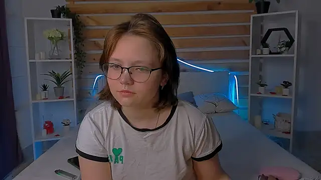 Mary Bryantt online show from February 2026 01:23:02 AM