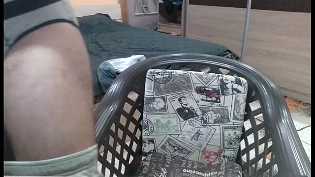 Snapshot of alieninhumanbody1 chatting on January 2026 02:14:01 AM alieninhumanbody1 online show from January 2026 02:14:01 AM