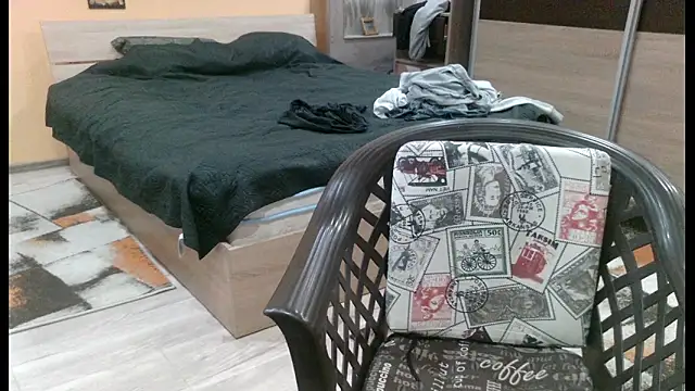 Snapshot of alieninhumanbody1 chatting on January 2026 02:28:02 AM alieninhumanbody1 online show from January 2026 02:28:02 AM