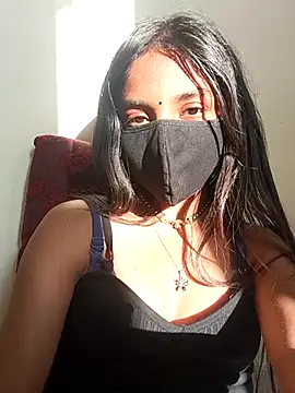 Snapshot of Honey_Pixifly chatting on December 2025 10:33:01 AM Honey Pixifly online show from December 2025 10:33:01 AM