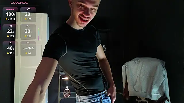 KaydenDrew online show from March 2026 04:35:01 AM