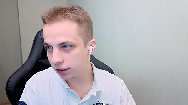 Snapshot of Markooaa chatting on April 2026 09:56:01 PM Markooaa online show from April 2026 09:56:01 PM