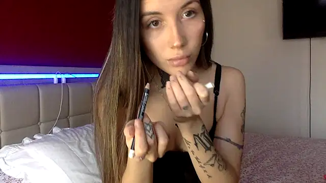 saphirafox online show from March 2026 02:34:01 PM