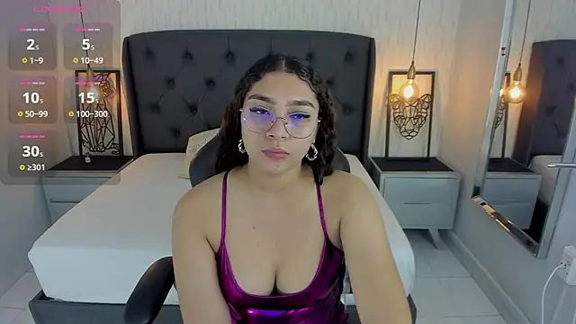 angelinemore online show from March 2026 07:47:01 PM