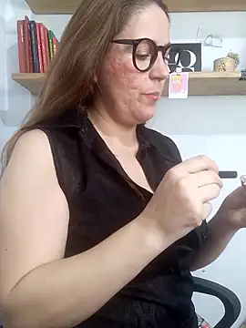 SofiEsteves online show from April 2026 01:39:01 PM