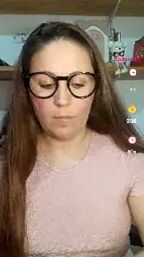 Snapshot of SofiEsteves chatting on July 2026 04:34:02 PM SofiEsteves online show from July 2026 04:34:02 PM