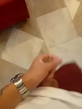 Gloryholeroom online show from April 2026 08:28:02 PM