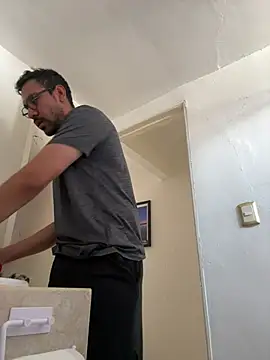 Snapshot of AdrianGarcia89 chatting on April 2026 06:57:01 PM AdrianGarcia89 online show from April 2026 06:57:01 PM