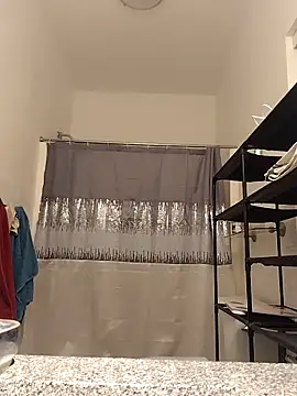 AverageAnt  online show from February 2026 04:18:02 AM