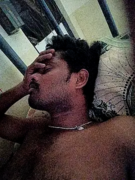 Snapshot of Anji8639 chatting on July 2026 02:53:02 AM Anji8639 online show from July 2026 02:53:02 AM