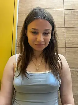 Niki Hug online show from January 2026 06:07:01 AM