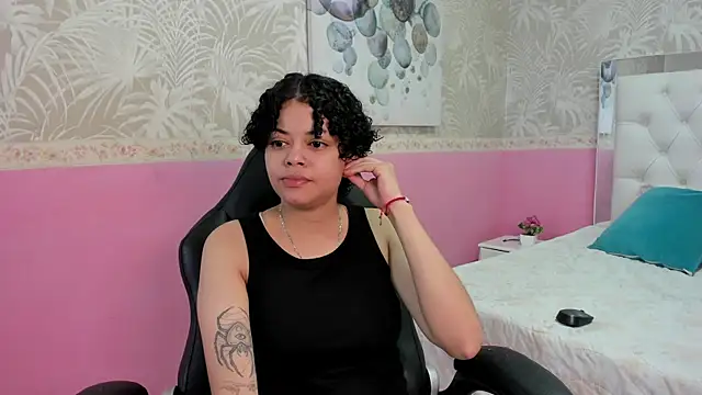 Snapshot of Sasha_Venom chatting on May 2026 01:34:01 AM Sasha Venom online show from May 2026 01:34:01 AM