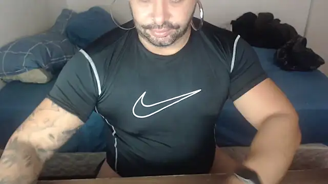 Snapshot of drlluis chatting on March 2026 04:57:02 PM drlluis online show from March 2026 04:57:02 PM