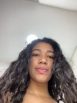 Snapshot of MikaScarlet chatting on April 2026 12:47:02 PM MikaScarlet online show from April 2026 12:47:02 PM