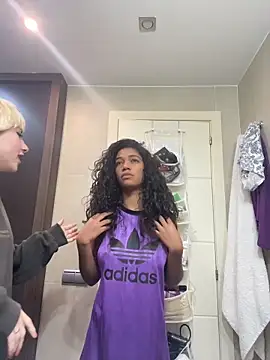 Snapshot of MikaScarlet chatting on April 2026 05:29:01 PM MikaScarlet online show from April 2026 05:29:01 PM