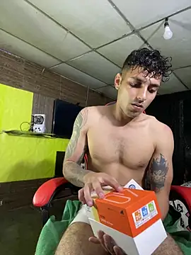 Snapshot of JustynAle2025 chatting on February 2026 11:15:02 PM JustynAle2025 online show from February 2026 11:15:02 PM