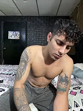 JustynAle2025 online show from March 2026 03:32:01 AM