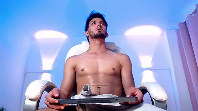 HarryFosster online show from April 2026 09:39:33 PM