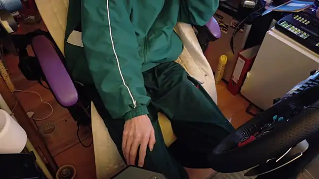 Snapshot of Gay-Versaut chatting on February 2026 08:57:02 PM Gay-Versaut online show from February 2026 08:57:02 PM