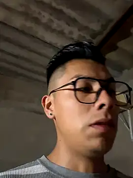 Marko-18 online show from December 2025 01:03:01 AM