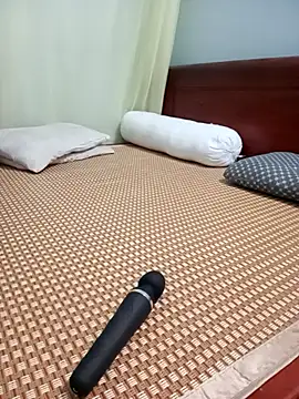 Sweet-Berryy online show from April 2026 08:47:01 PM