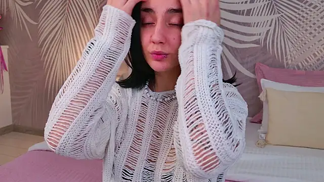 Snapshot of LilyMyerss chatting on January 2026 04:22:01 PM LilyMyerss online show from January 2026 04:22:01 PM