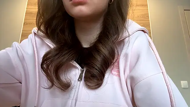 Snapshot of lisa_montana chatting on February 2026 06:18:02 AM lisa montana online show from February 2026 06:18:02 AM