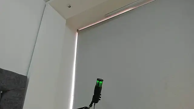 Eliot X online show from January 2026 05:59:01 PM