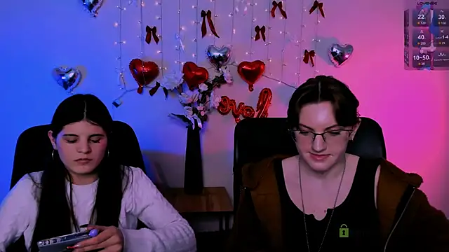 lizzie boom  online show from February 2026 08:49:02 PM