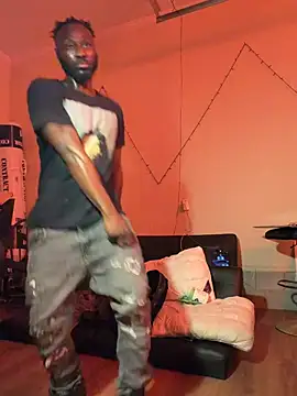 Cantgetenough0069 online show from April 2026 11:24:01 PM