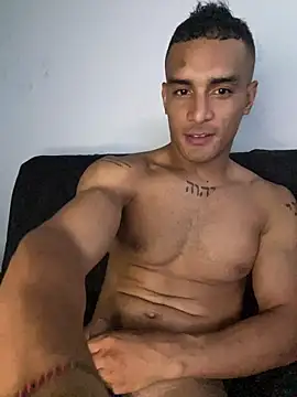 Maicol xxxx online show from February 2026 01:51:01 PM