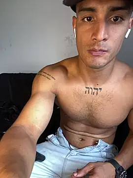 Maicol xxxx online show from February 2026 04:48:01 PM