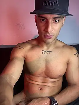 Maicol xxxx online show from February 2026 10:30:02 PM